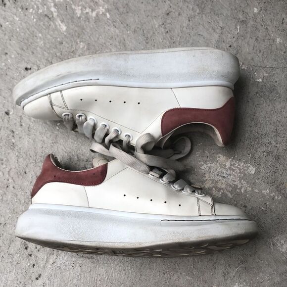 Alexander McQueen oversize trainers - Picture 3 of 10